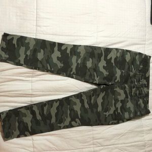 Old navy pixie camo size 10